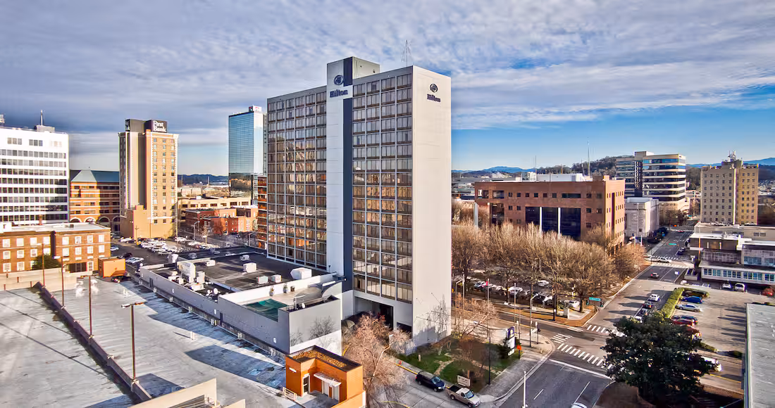 knxkhhf-downtown-hilton-10